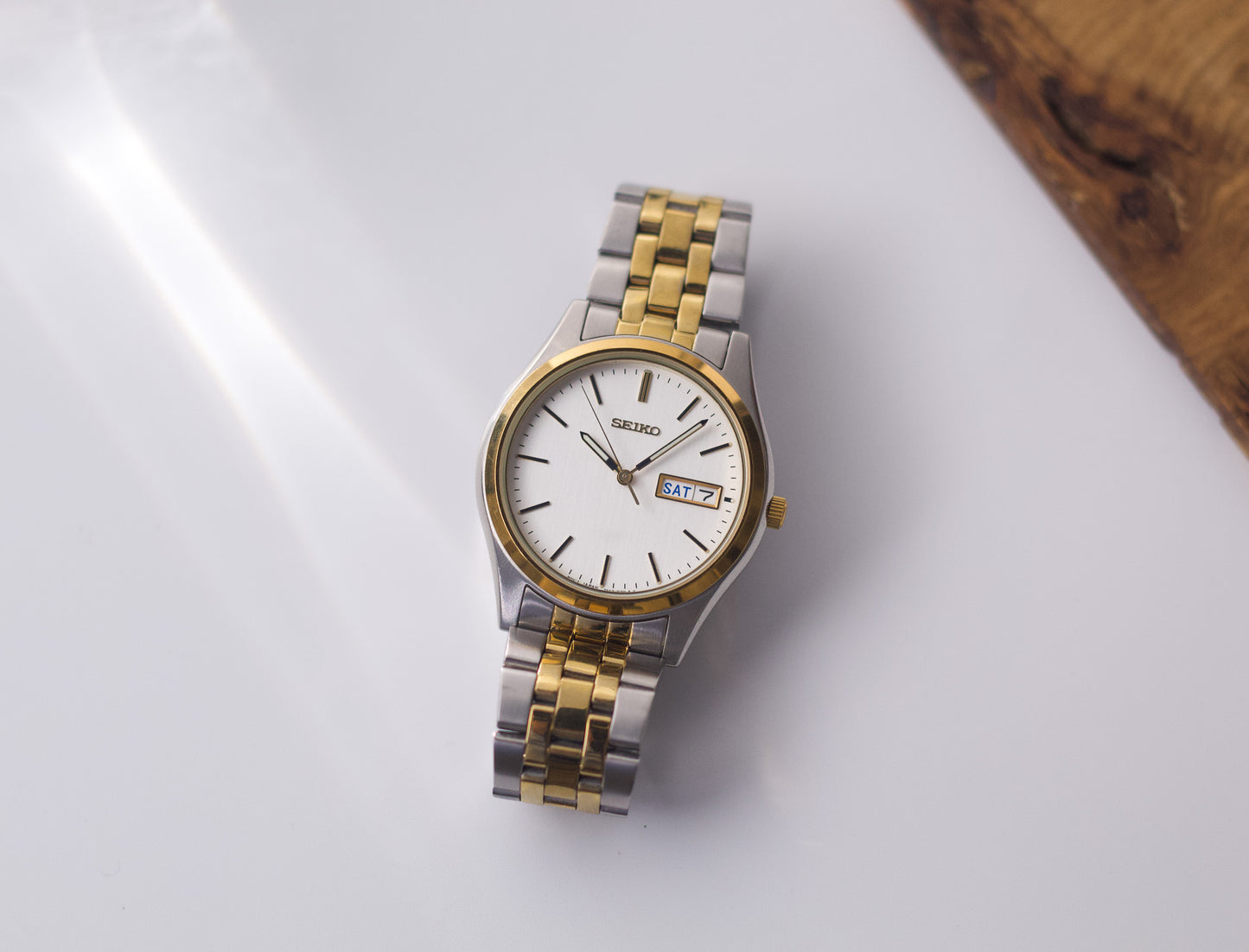 1997 Two Tone Seiko Quartz Straight Ivory Dial Men's Wrist-Watch