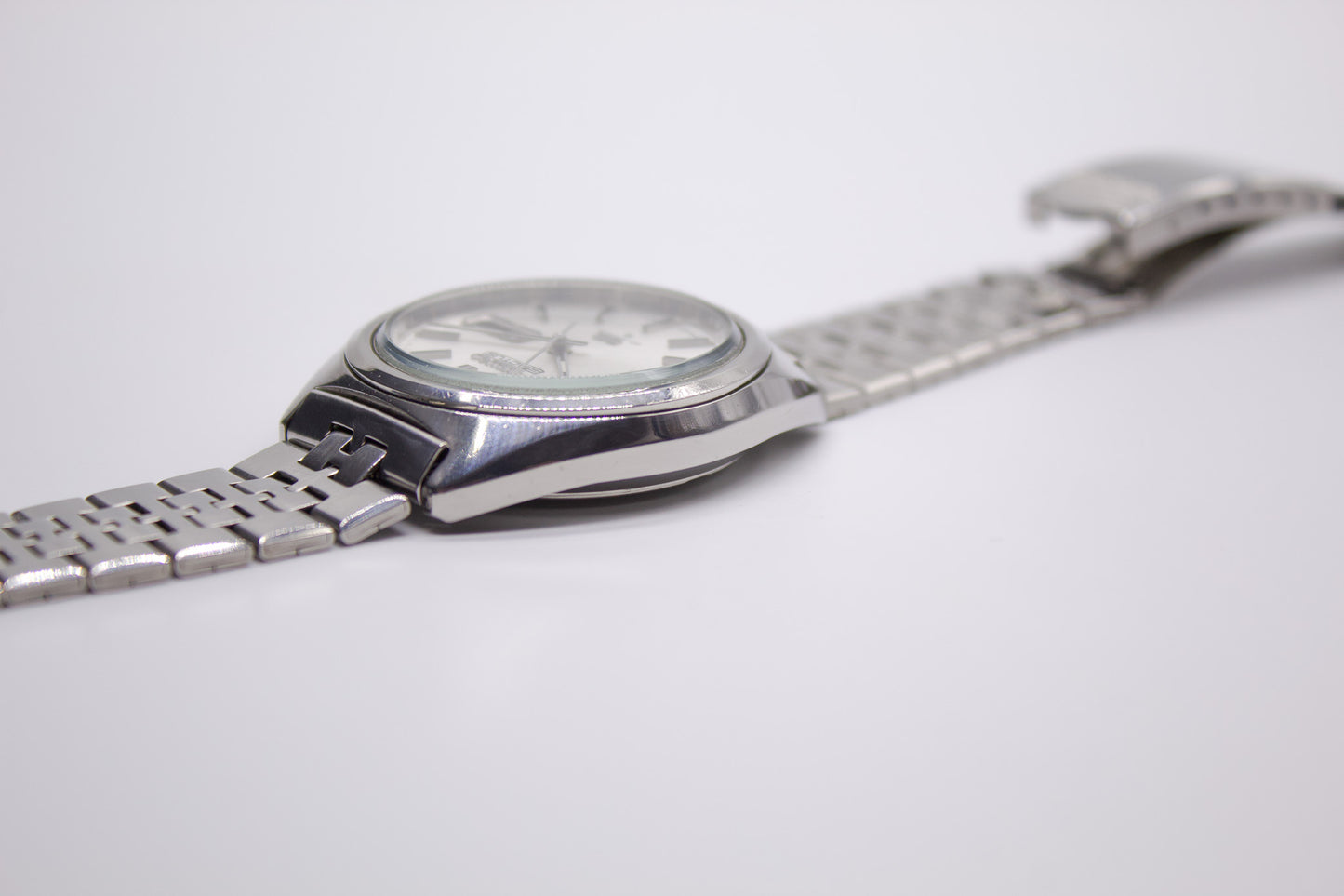 1973 Seiko 5 Actus SS Silver Sunburst Dial Men's Automatic Wrist-Watch