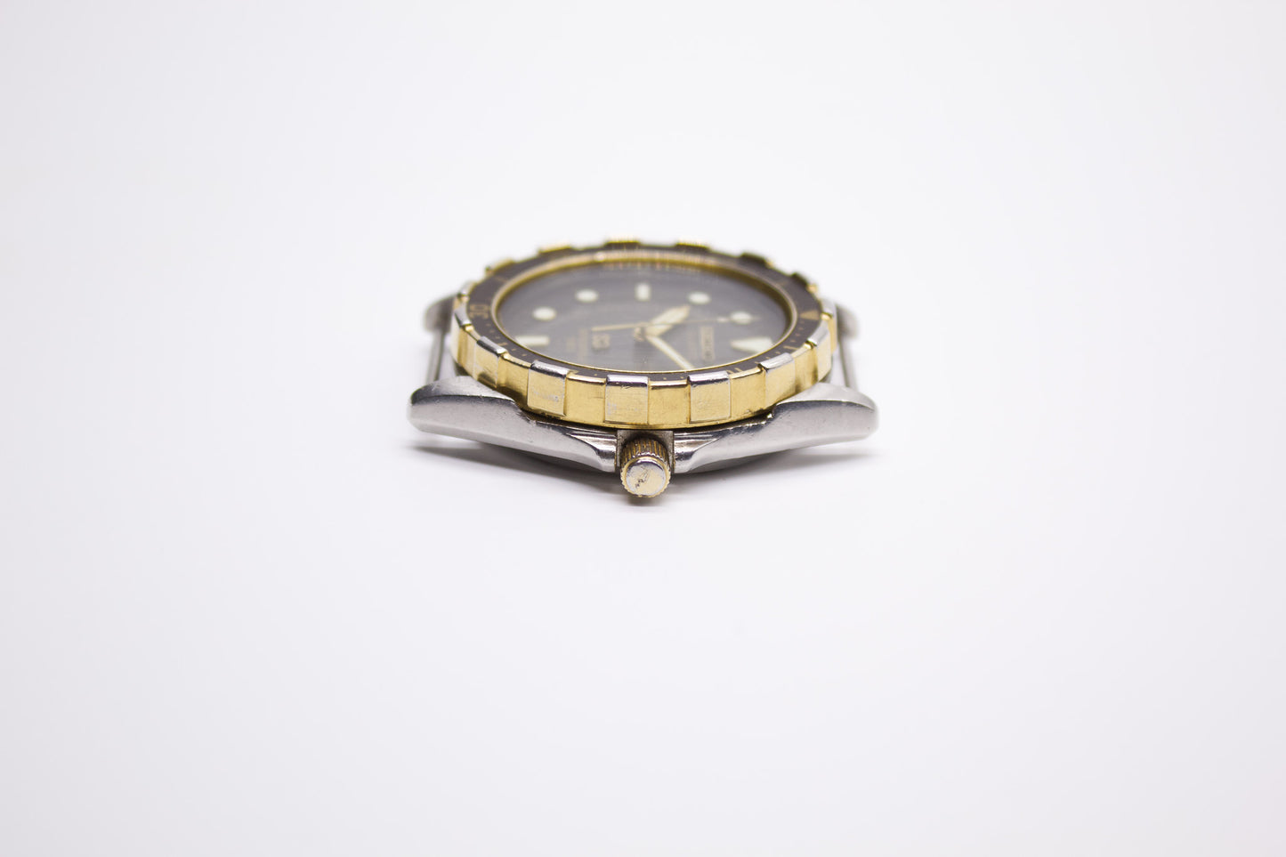 1989 SQ Sports 150 'Bottle Cap' Men's Wrist-Watch