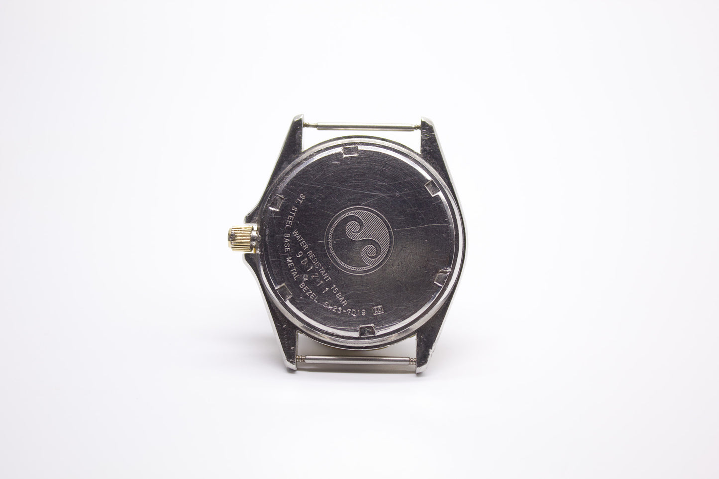 1989 SQ Sports 150 'Bottle Cap' Men's Wrist-Watch