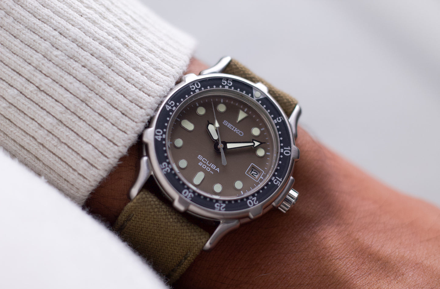 1998 Seiko Scuba Quartz Cedar Brown Dial Men's Wrist-Watch