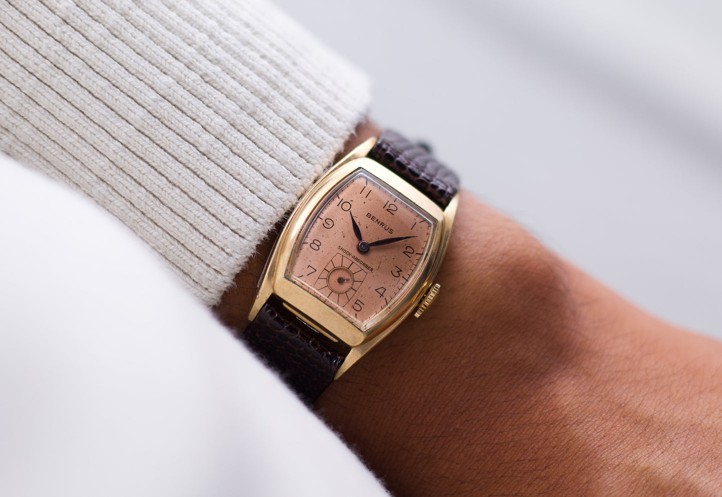 1950s Benrus Art Deco Peppered Salmon Dial Men's Wrist-Watch