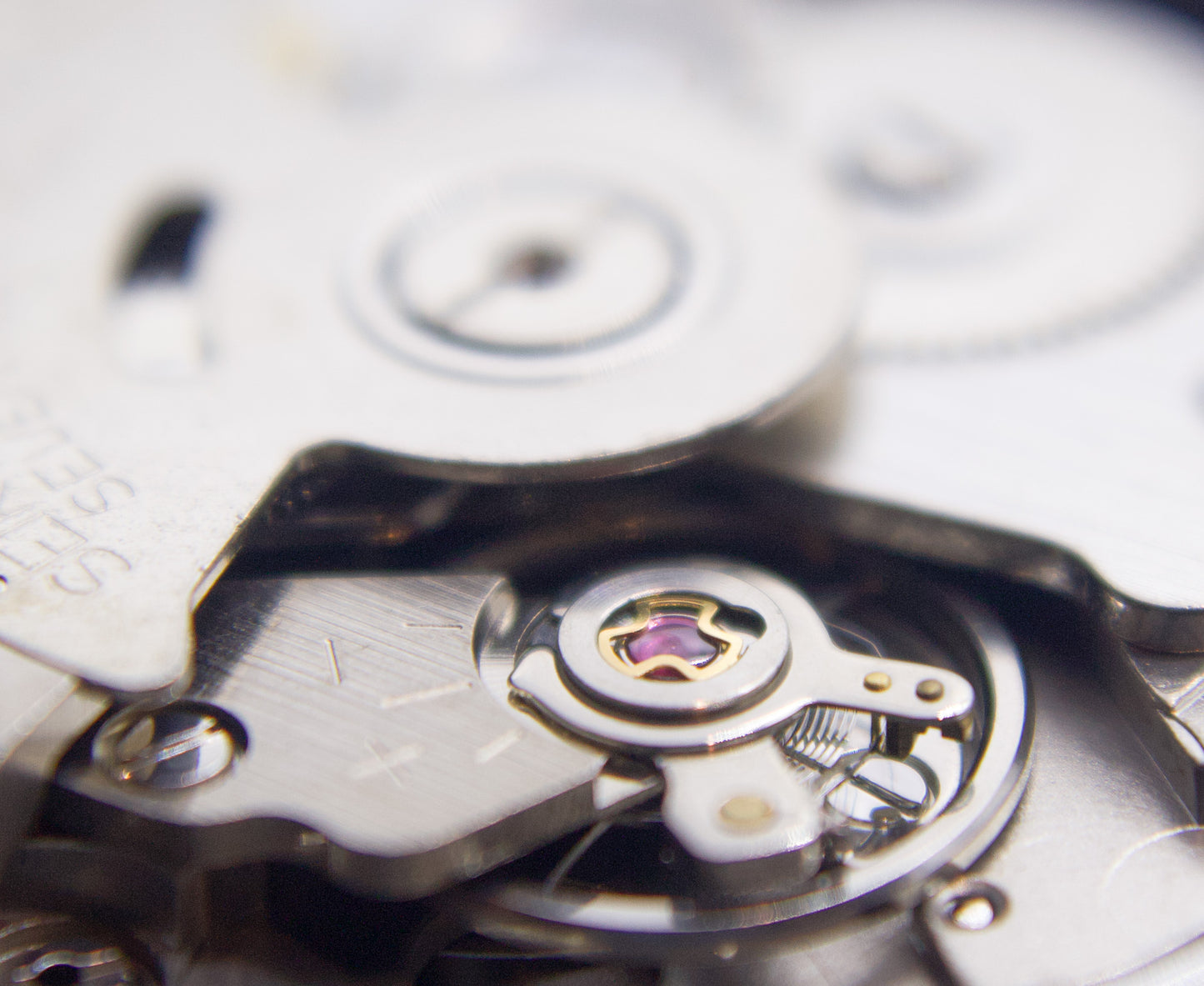 1994 Seiko 5 Deep Gray Dial Men's Automatic Wrist-Watch