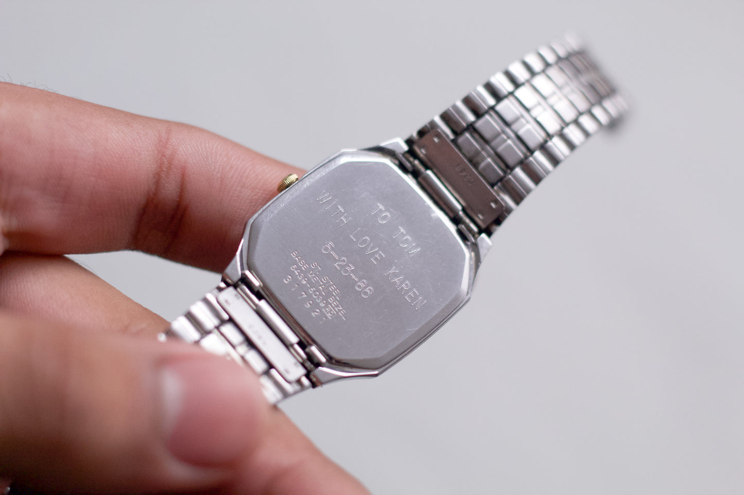 1983 Seiko Quartz Two Tone Gray Dial Reliced Men's Wrist-Watch