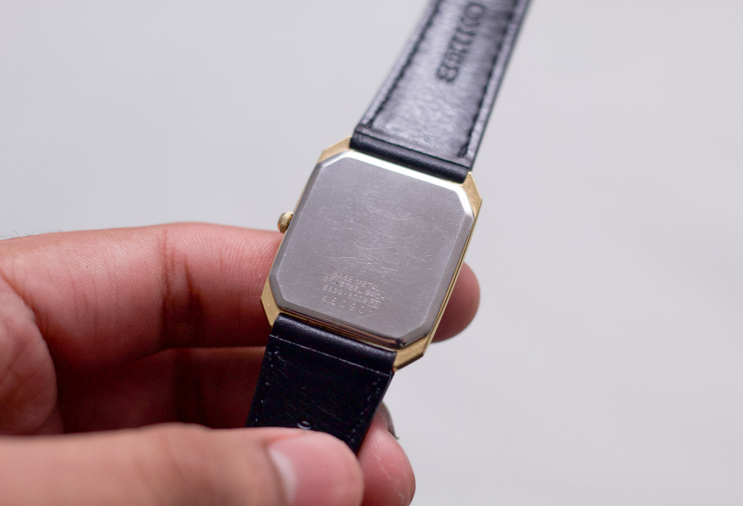 1984 Seiko Quartz 'Fancy Tank' Gold Toned Men's Wrist-Watch