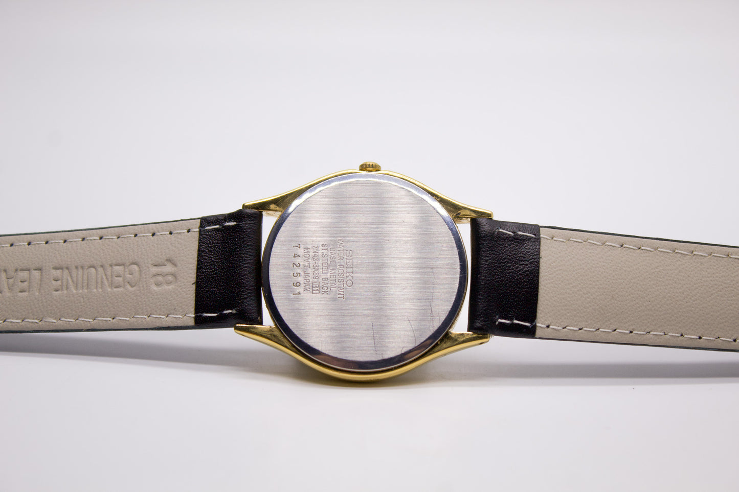 1997 Seiko Quartz Warm Gold Toned Men's Dress Wrist-Watch