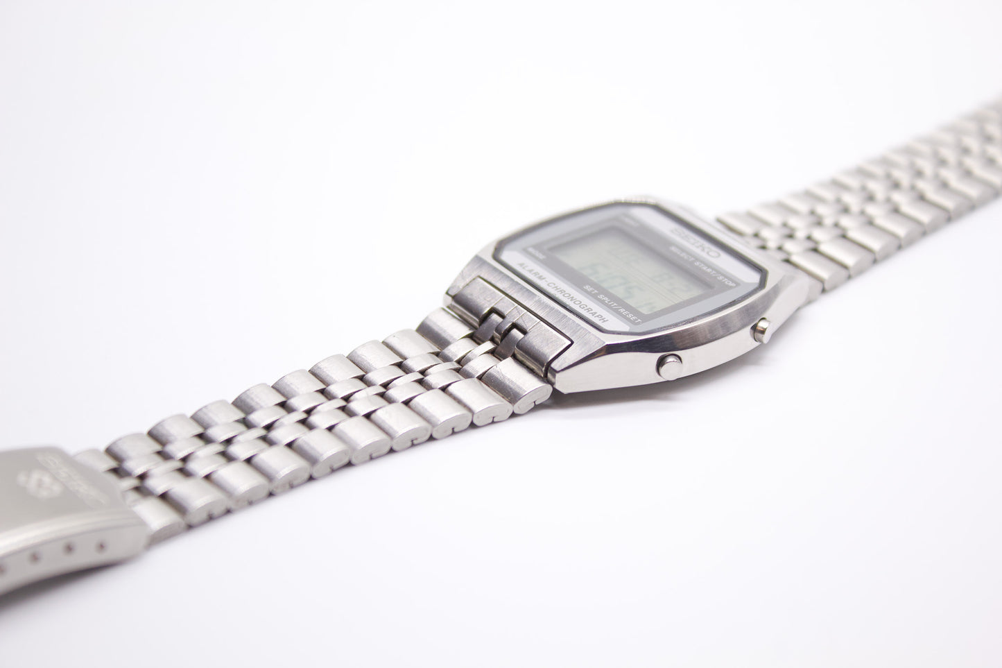 1985 Seiko Digital Chronograph-Alarm Men's Wrist-Watch