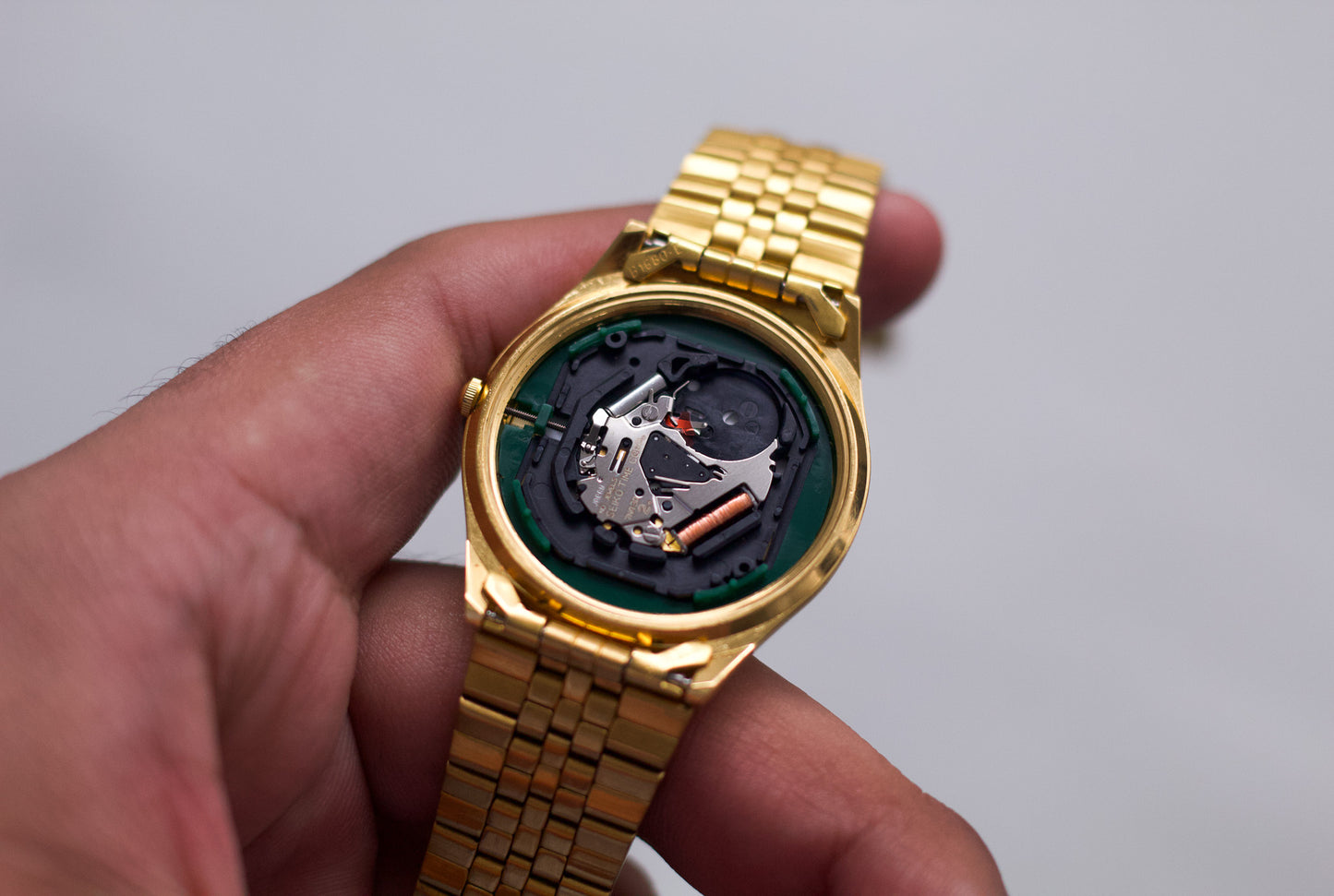 1993 Seiko Quartz Champagne Dial Gold Toned Men's Wrist-Watch