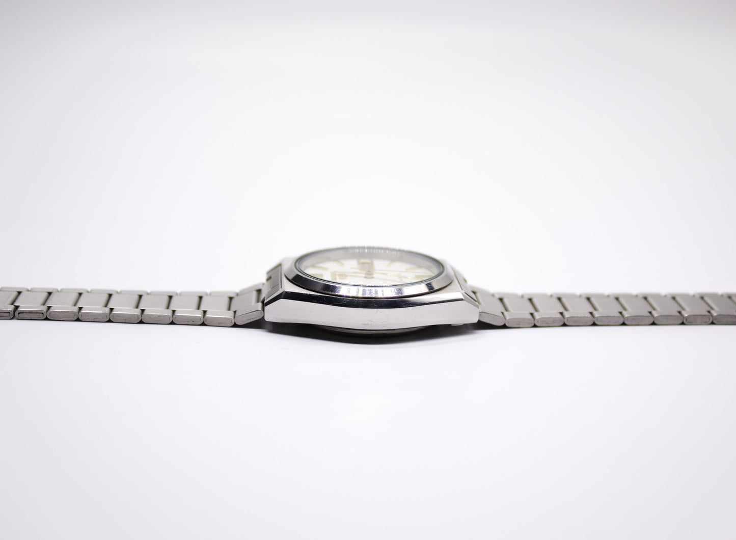 1991 Seiko 5 White Waffle Dial Men's Automatic Wrist-Watch