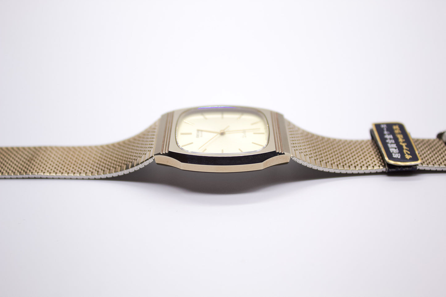 1985 NOS Seiko Dulce Champagne Toned Dial Men's Wrist-Watch