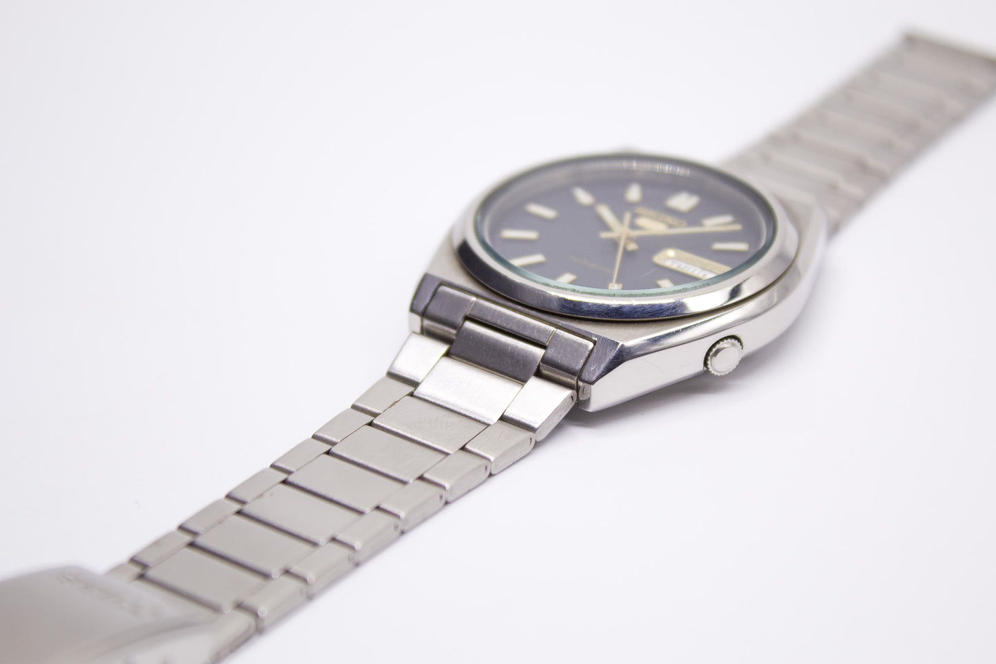 1997 Seiko 5 Midnight Blue Waffle Dial Men's Wrist-Watch