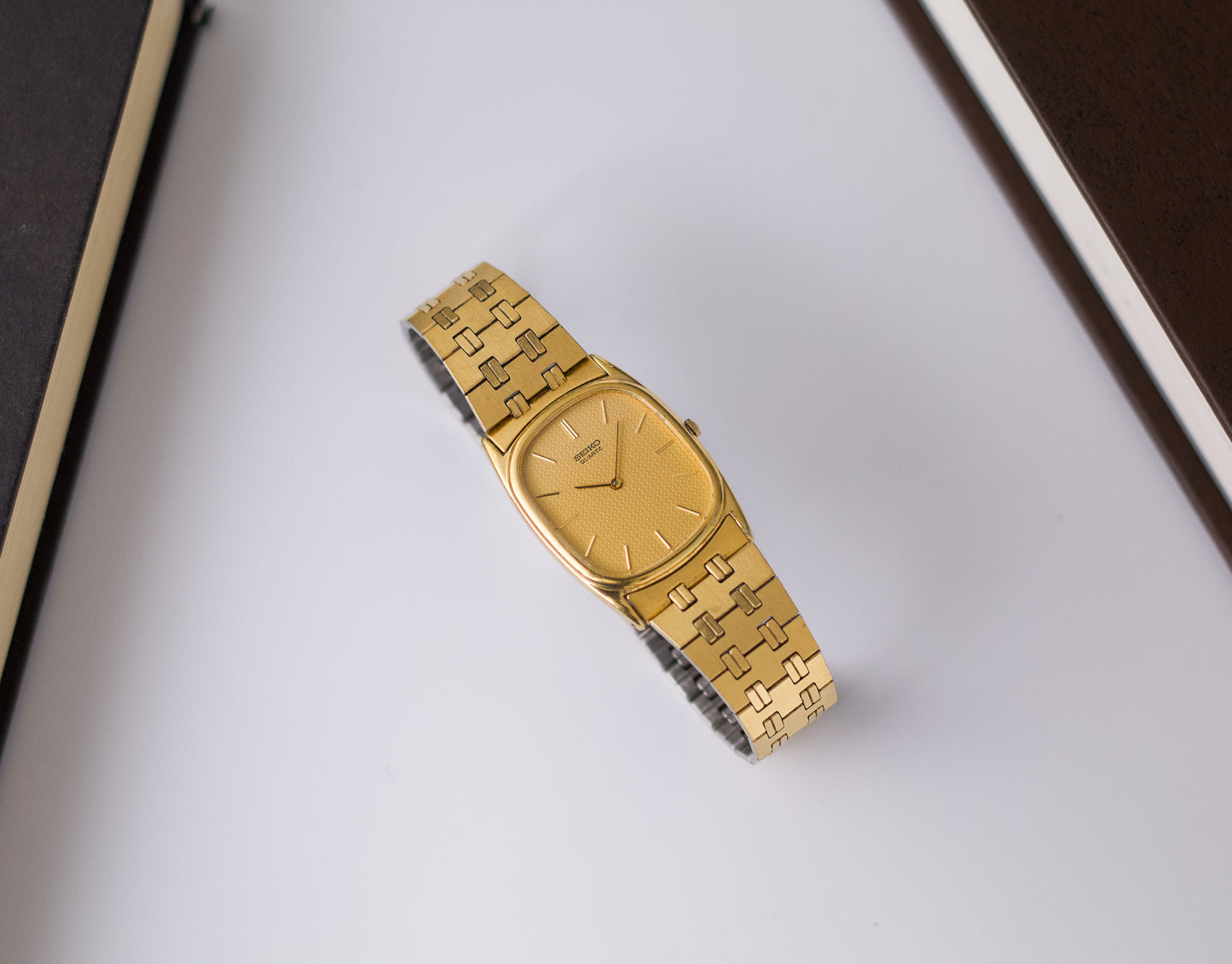 1984 Seiko 'Baby Ellipse' Gold toned Men's Wrist-Watch