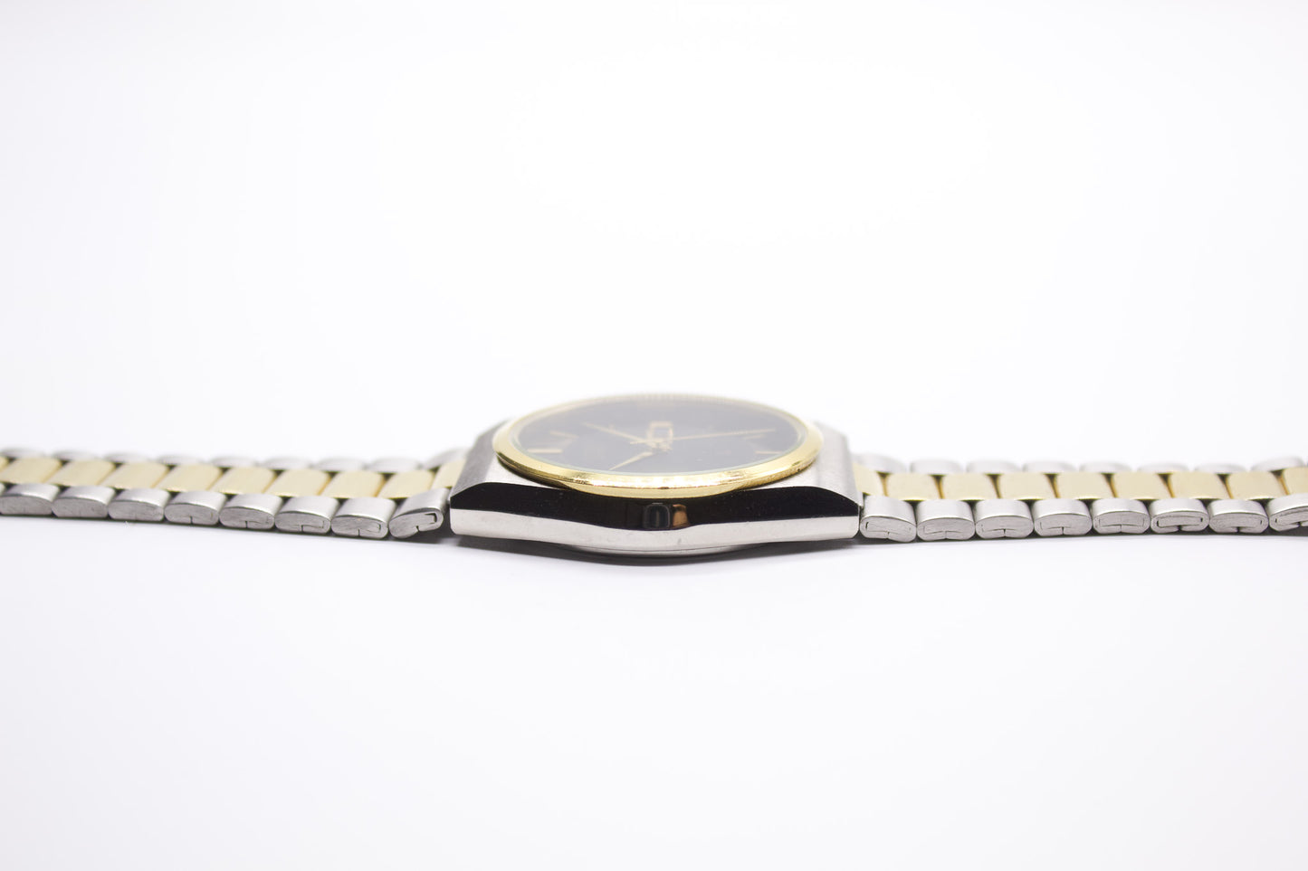 1990s Citizen Two Tone Ink Black Dial Men's Quartz Wrist-Watch