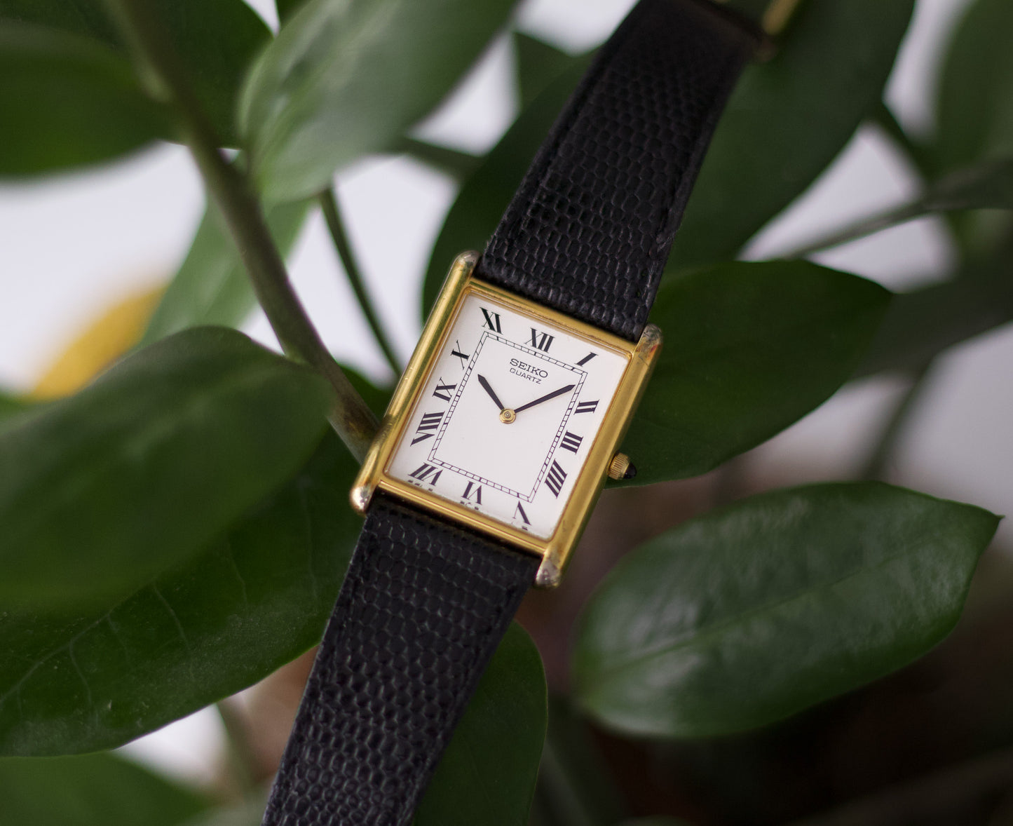 1996 Seiko 'Baby Cratier Tank' Cream White Dial Quartz Men's Wrist-Watch