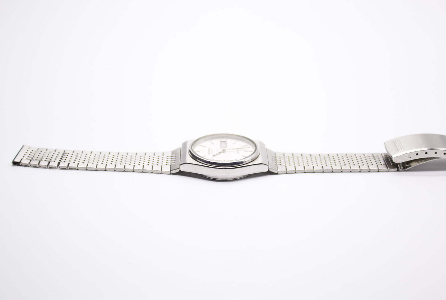 1983 Seiko Chronos Stark White Dial Men's Sport's Watch