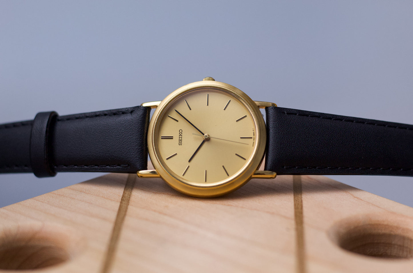 1990 Seiko Quartz Golden Sunburst Dial Men's Wrist-Watch
