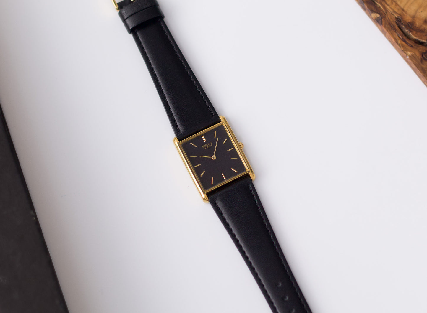 1988 Seiko Quartz Charcoal Dial Men's Wrist-Watch