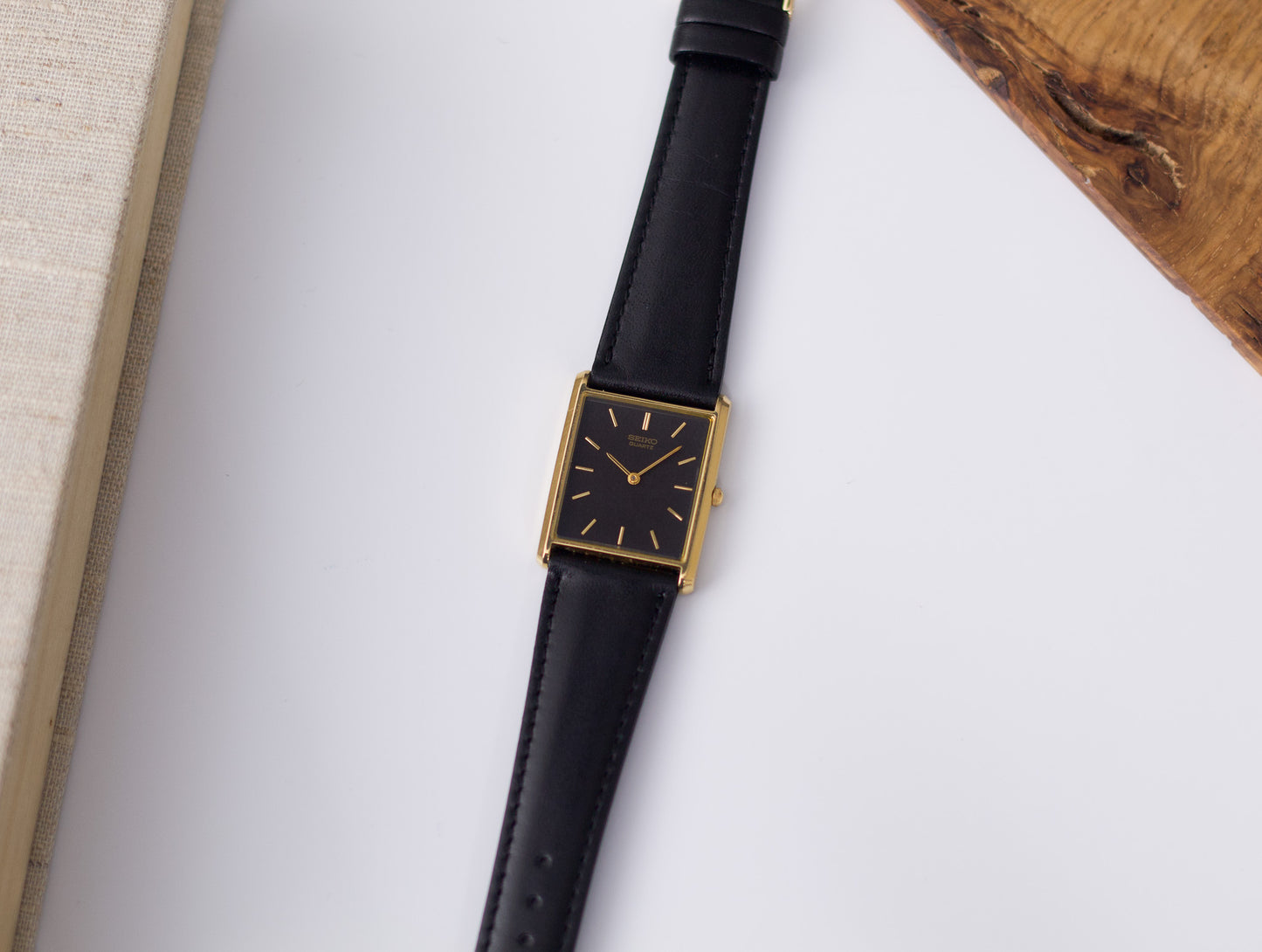 1991 Seiko Quartz Charcoal Dial Men's Wrist-Watch