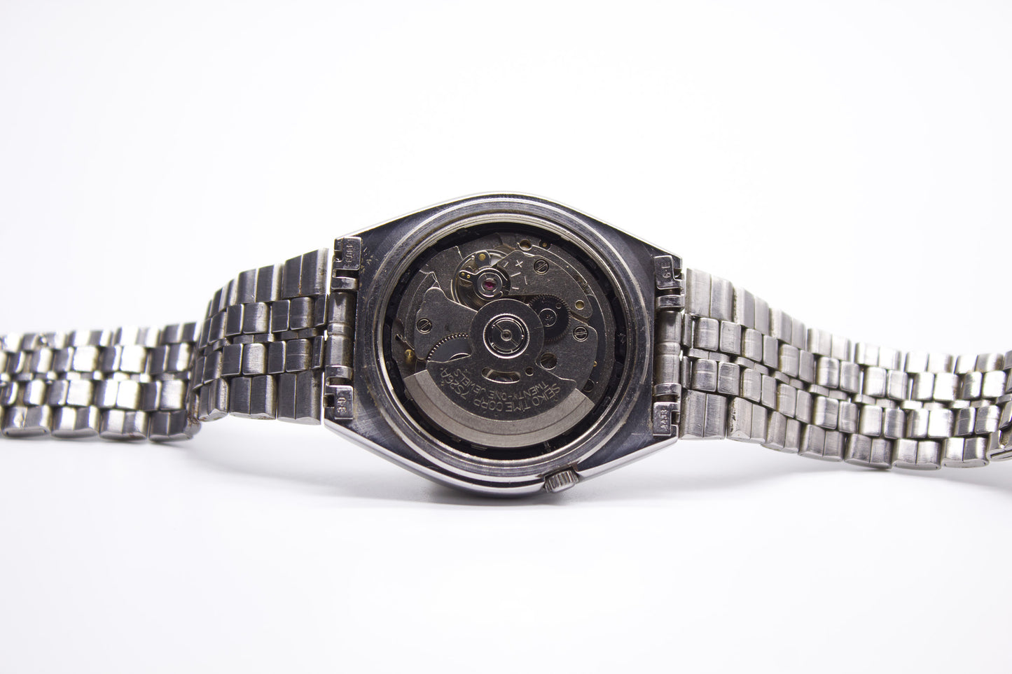 1997 Seiko 5 Striped Deep Gray Dial Men's Wrist-Watch