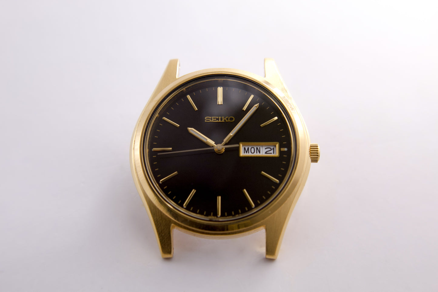 1994 Seiko Gold Toned Quartz Men's Wrist-Watch With Box/Papers