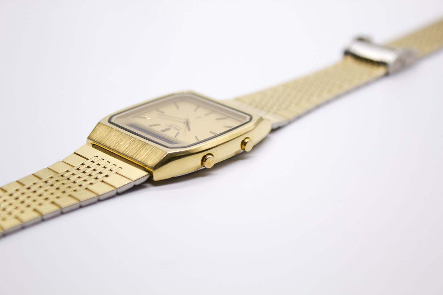 1983 Seiko Gold Toned Chronograph Digital Men's Wrist-Watch