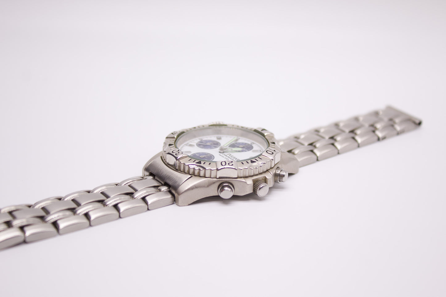 2000 Pulsar Quartz Chronograph Men's Wrist-Watch W/Box