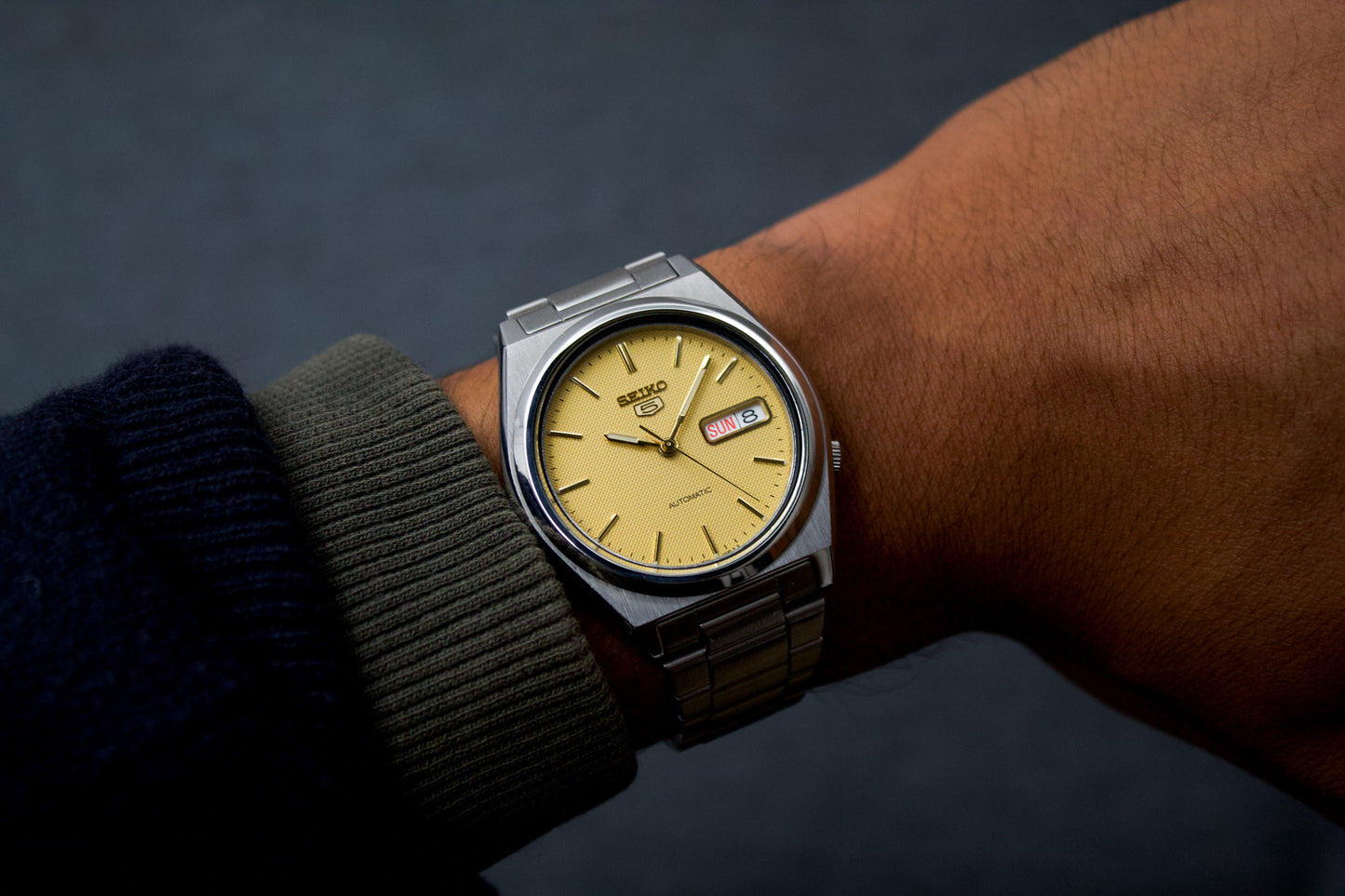 1998 Seiko 5 Gold Waffle Dial Men's Wrist-Watch