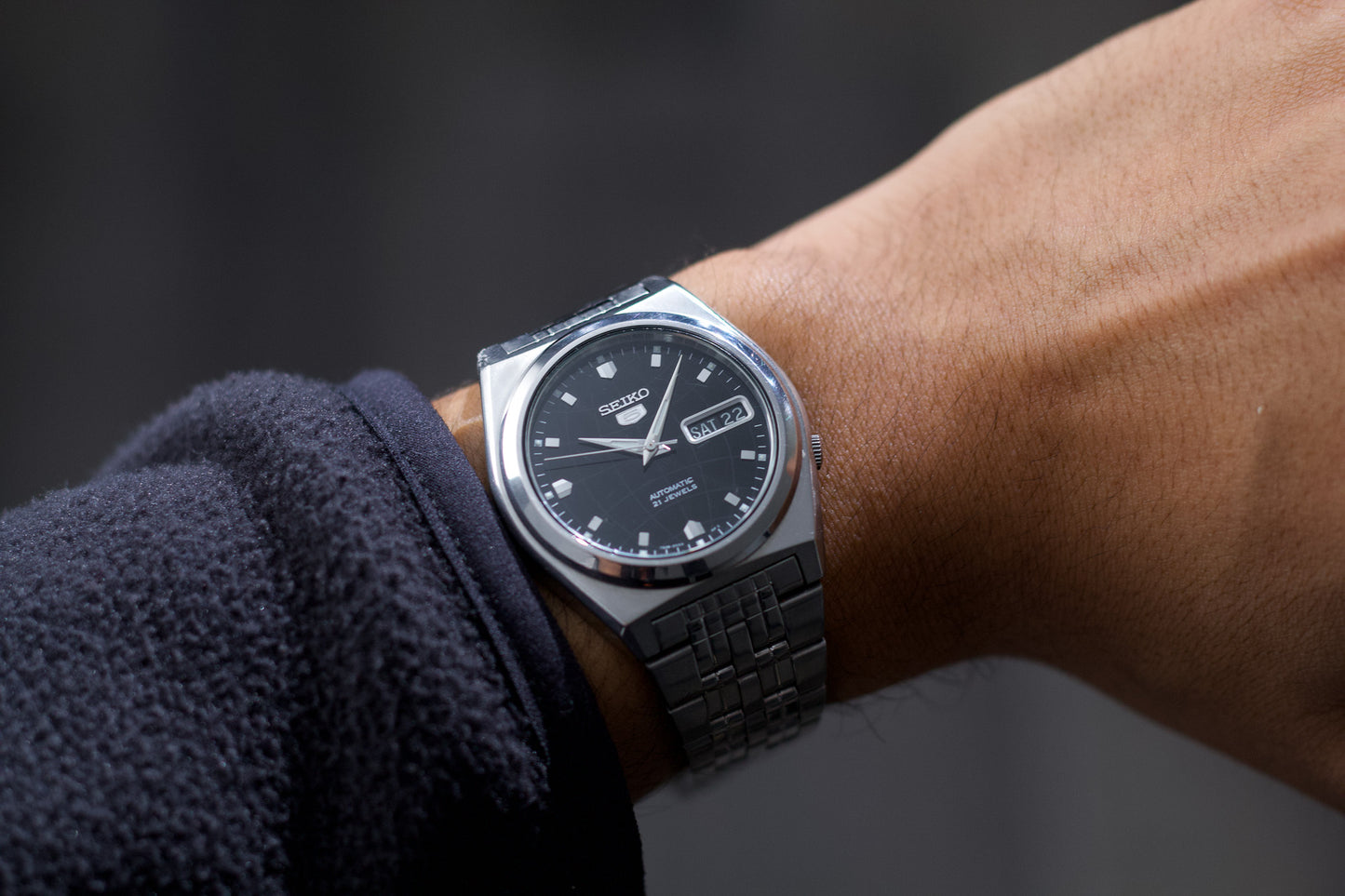 2000s Seiko 5 'World Dial' Men's Automatic Wrist-Watch