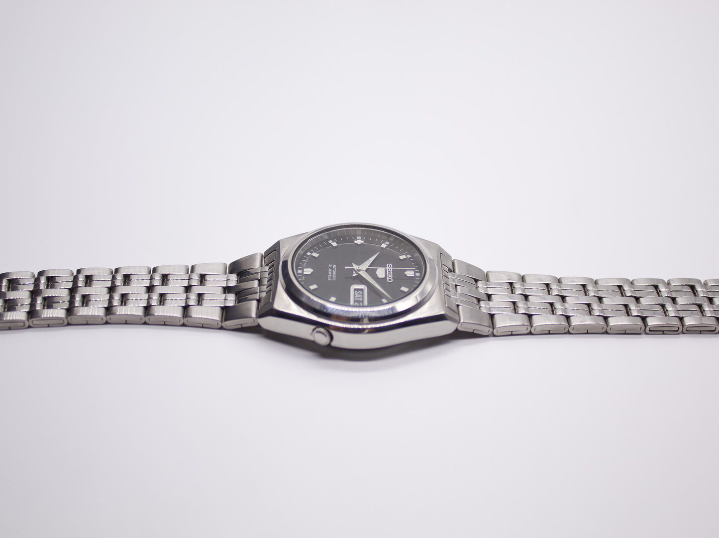 2000s Seiko 5 'World Dial' Men's Automatic Wrist-Watch