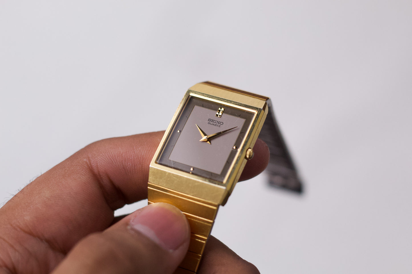 1987 Seiko Quartz 'Baby Galaxy Tank' Men' Wrist-Watch