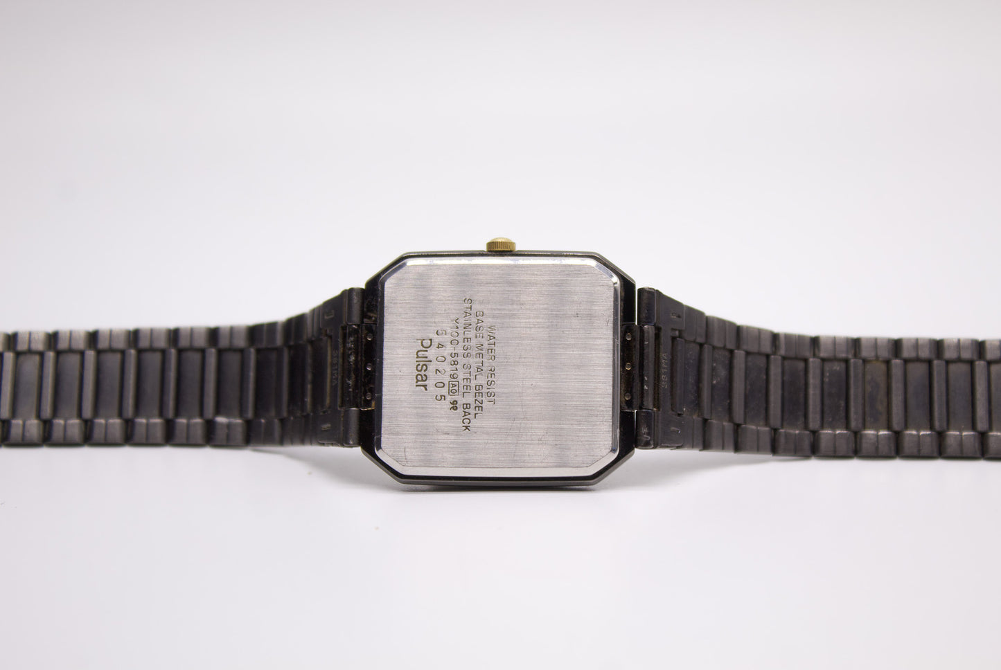 1985 Pulsar Quartz Black Linear Dial Men's Wrist-Watch