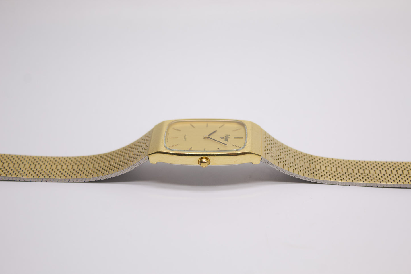 1985 Pulsar Quartz Straight Grain Golden Dial Men's Wrist-Watch
