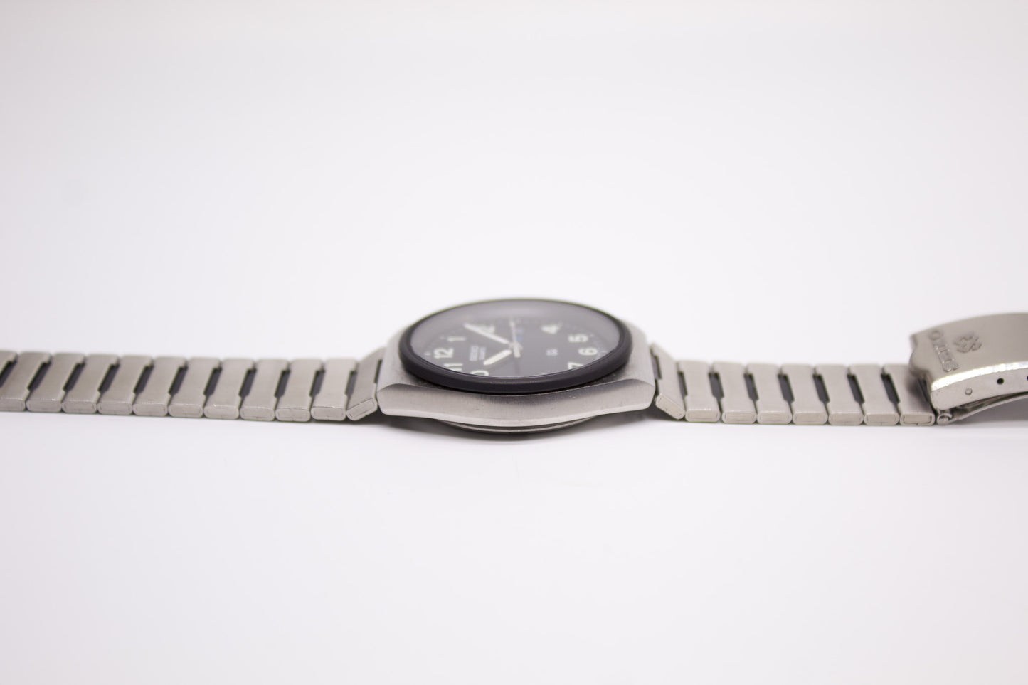 1979 Seiko Quartz SQ Deep Black Dial Men's Wrist-Watch