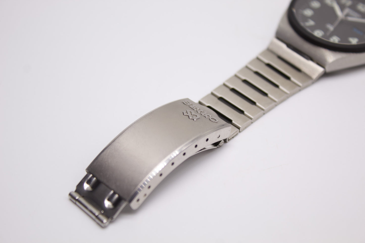 1979 Seiko Quartz SQ Deep Black Dial Men's Wrist-Watch