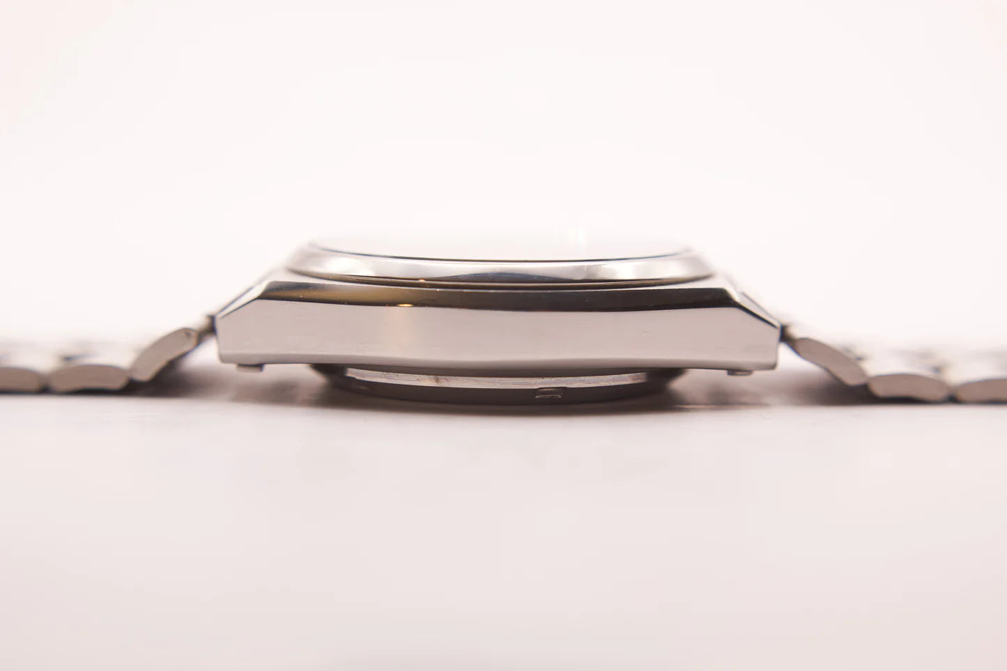 1998 Seiko 5 Gold Waffle Dial Men's Wrist-Watch