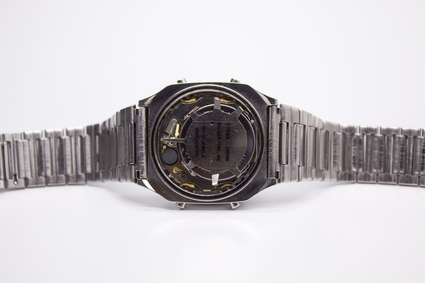 1991 Pulsar Quartz Digital Alarm-Chronograph Men's Wrist-Watch