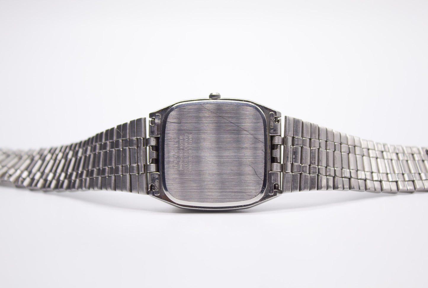 1983 Seiko SQ Straight Grain Silver Dial Men's Wrist-Watch