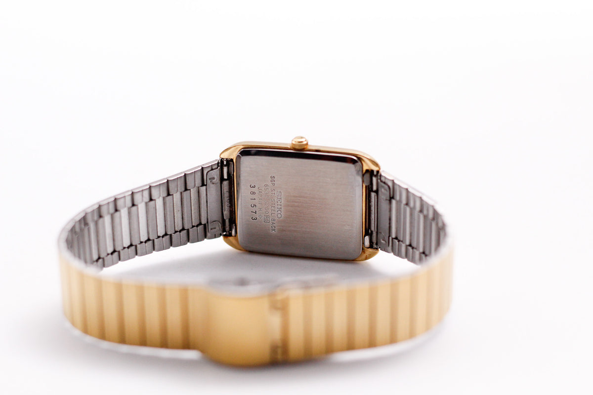 1983 Seiko Quartz Straight Grain Golden Dial Tank Men's Wrist-Watch W/Box