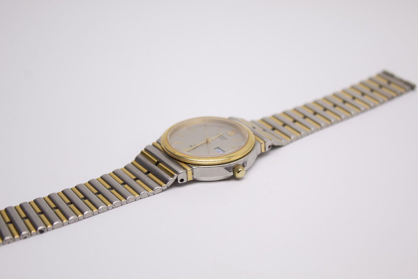 1984 Seiko SQ 100 Textured Gray Dial Two Tone Men's Wrist-Watch