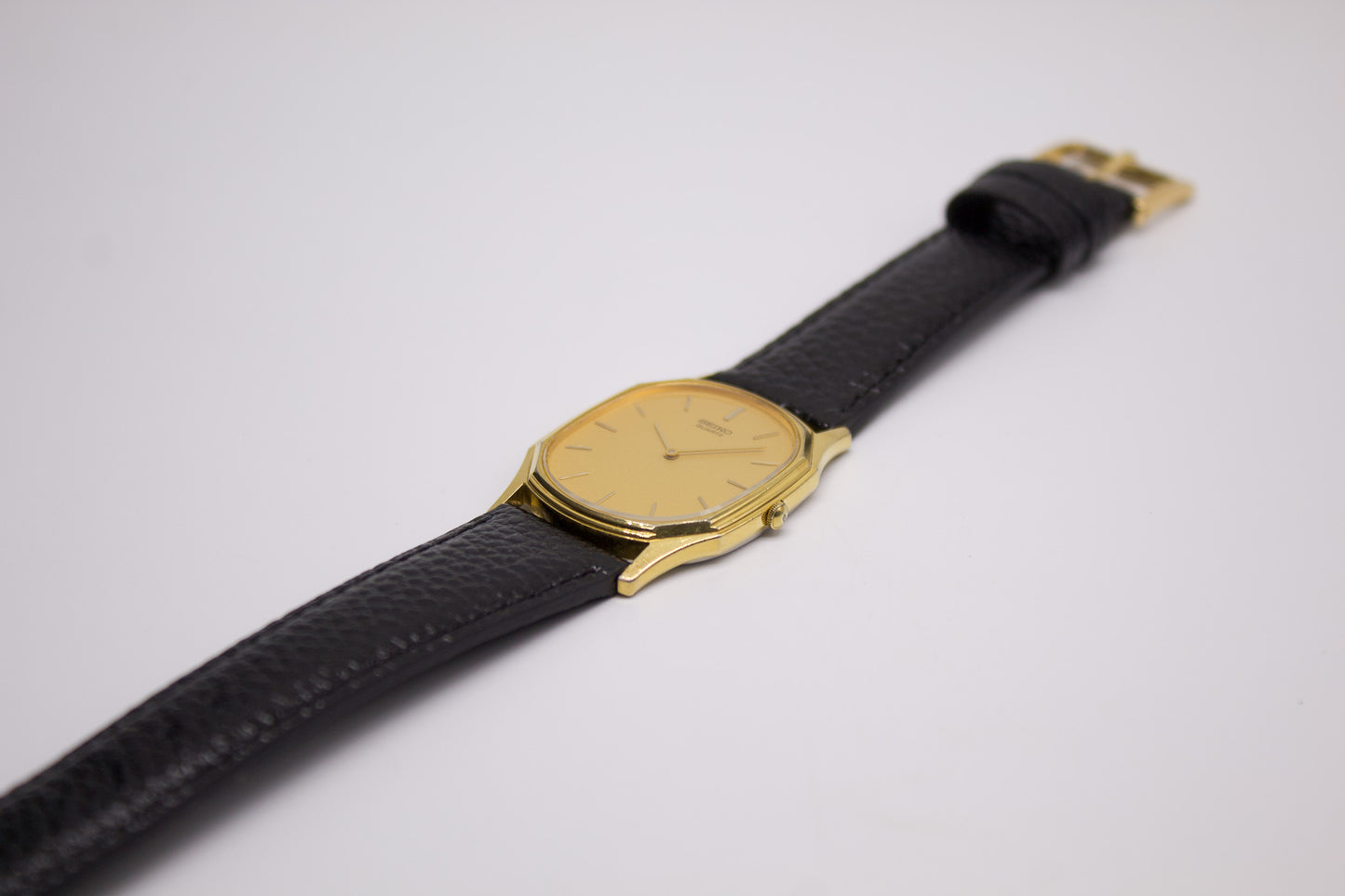 1983 Seiko 'Baby Ellipse' Gold toned Men's Wrist-Watch