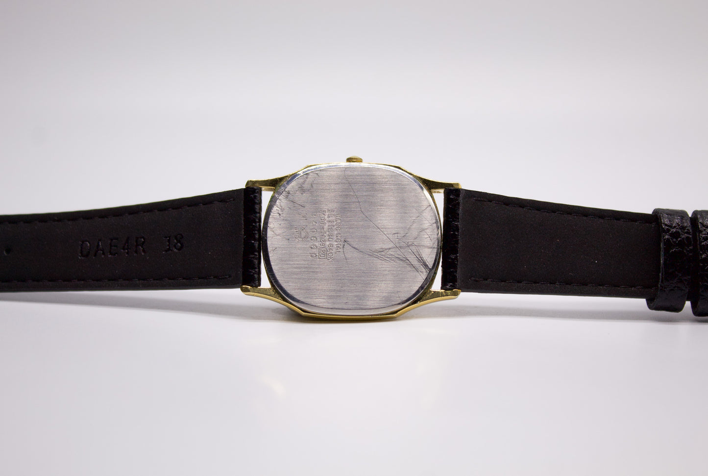 1983 Seiko 'Baby Ellipse' Gold toned Men's Wrist-Watch