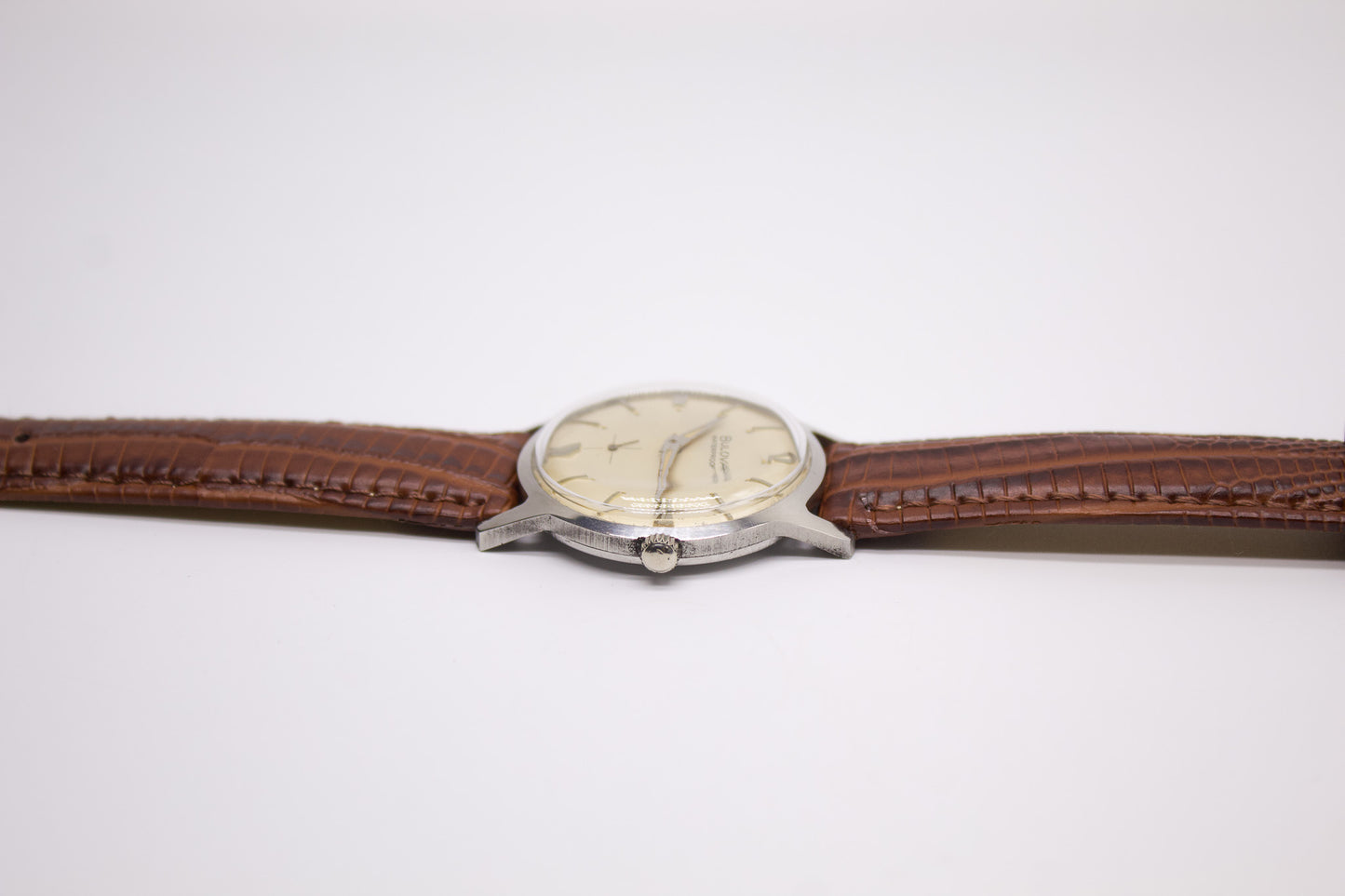 1960s Bulova Aged Cream Dial Men's Mechanical Wrist-Watch