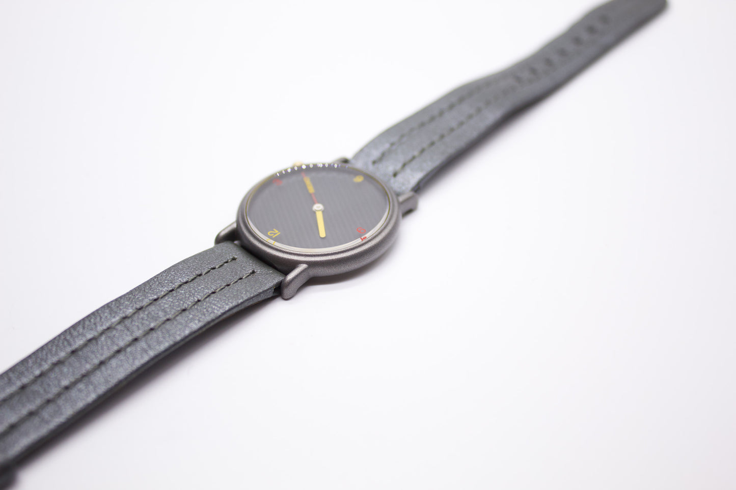 1996 Seiko Pebble Quartz Unisex Wrist-Watch