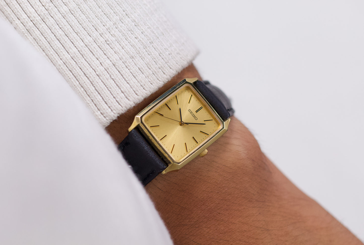 1992 Seiko Quartz Tank Golden Sunburst Dial Men's Wrist-Watch