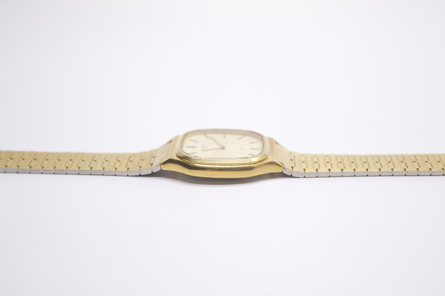 1980 Seiko Quartz Champagne Dial Gold Toned Men's Wrist-Watch