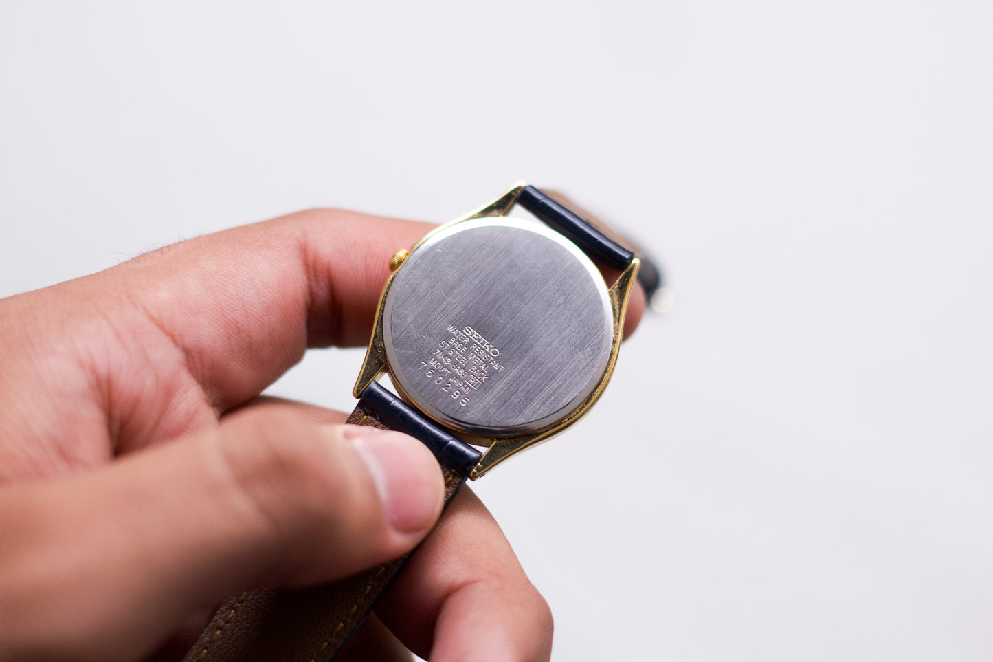 1997 Seiko Warm Gold Toned Men's Dress Wrist-Watch