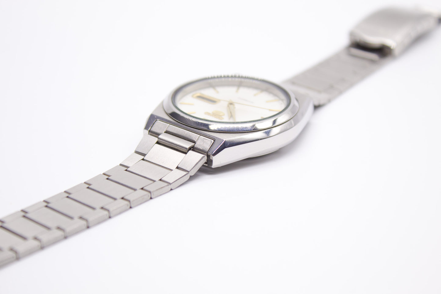 1990 Seiko 5 Automatic Silver Sunburst Dial Men's Wrist-Watch
