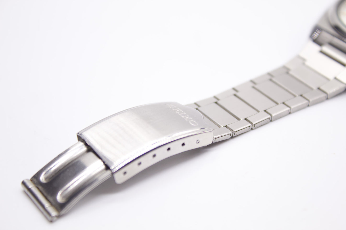 1990 Seiko 5 Automatic Silver Sunburst Dial Men's Wrist-Watch