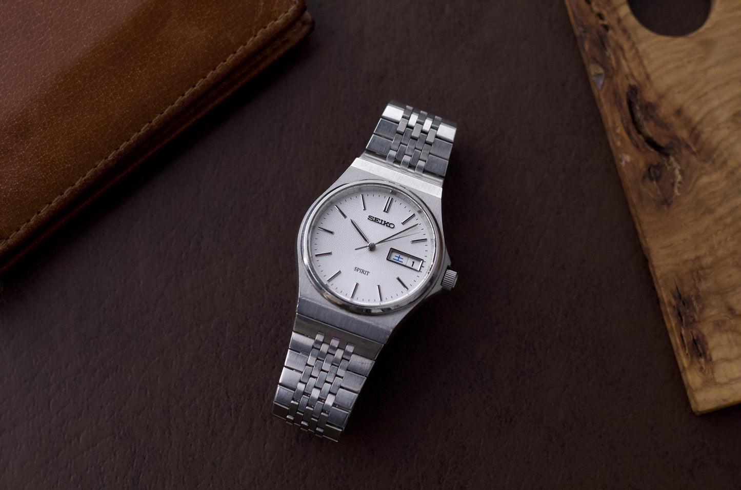 1995 Seiko Spirit Silver Textured Men's Sports Wrist-Watch