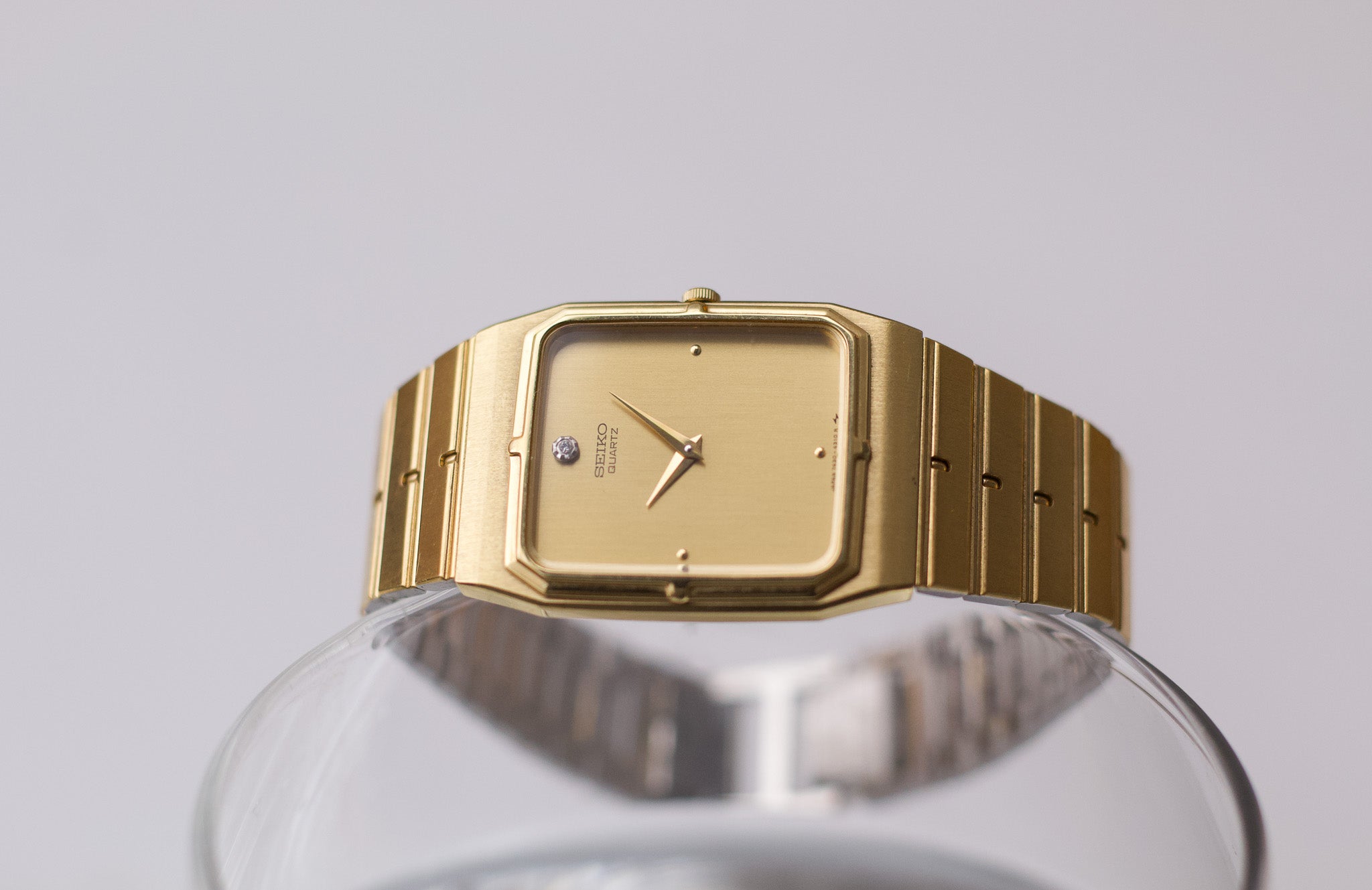 1986 Seiko Quartz 'Gem' Tank Light Golden Dial Men's Wrist-Watch